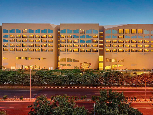 Escorts Taj Vivanta Hotel Dwarka
